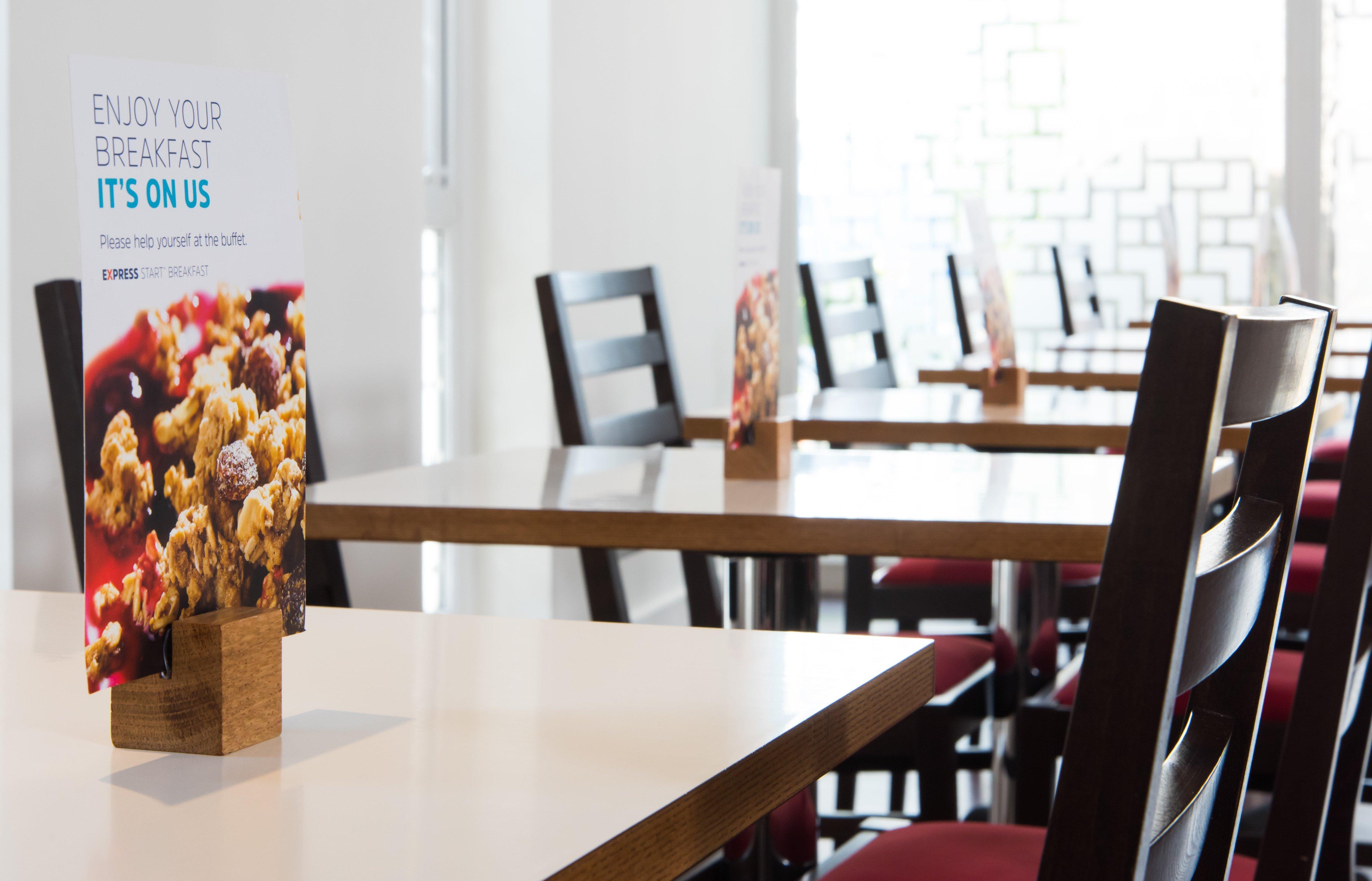 Hotel Express - Vauxhall Nine Elms, An Ihg 3*